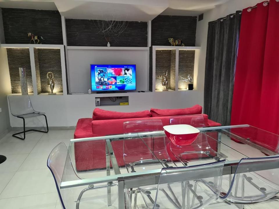 St Julians Central 2 Bedroom Apartment San Ġiljan Buitenkant foto